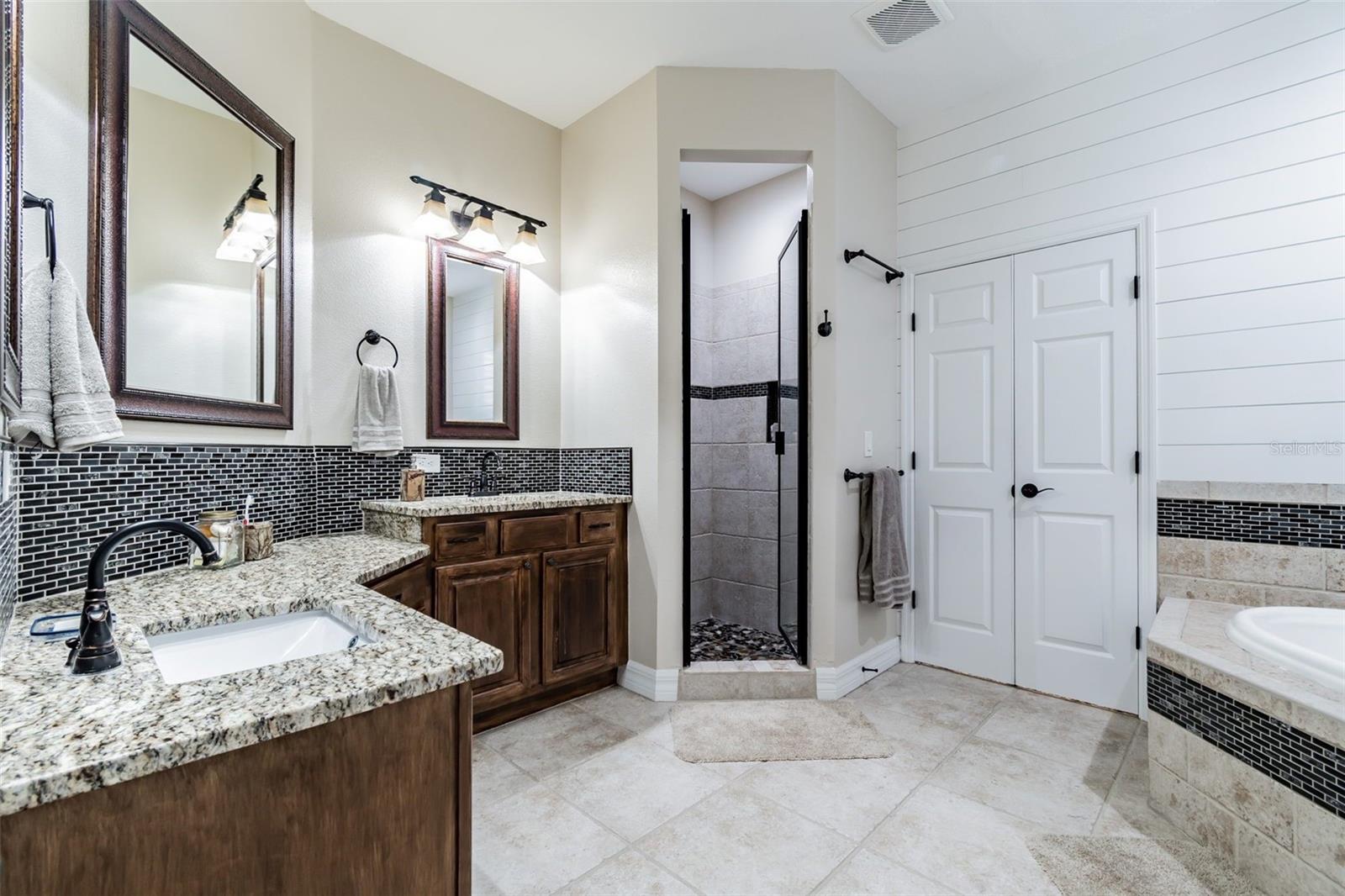 539 Treviso Dr Property Photo 14