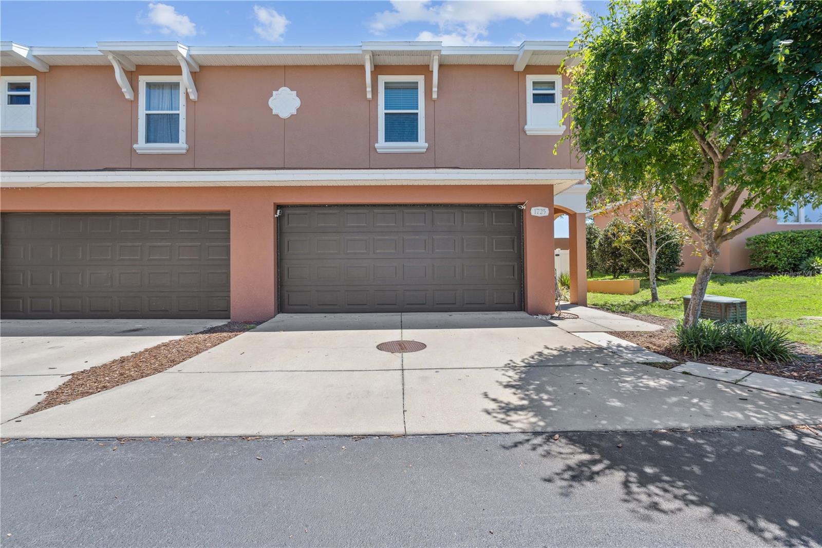 1725 Sommarie Way Property Photo