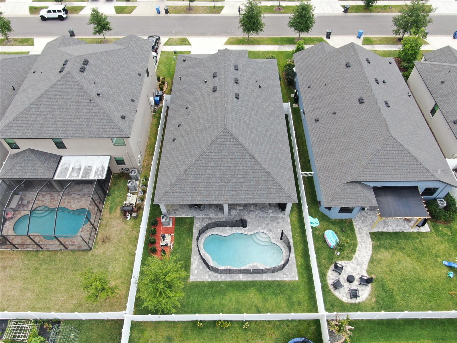 1209 Florablu Dr Property Photo