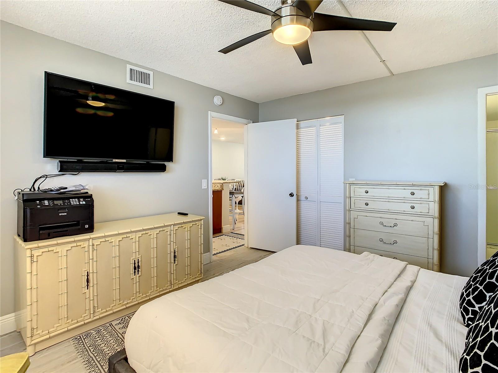 18304 Gulf Blvd #516 Property Photo 27