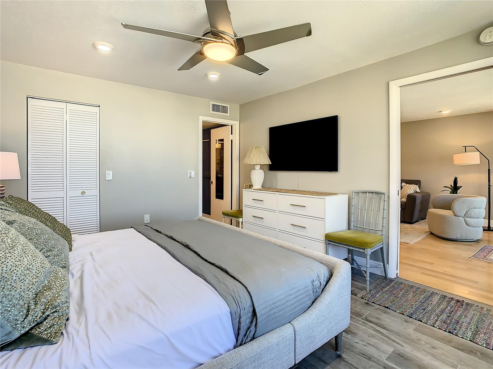 18304 Gulf Blvd #516 Property Photo 35