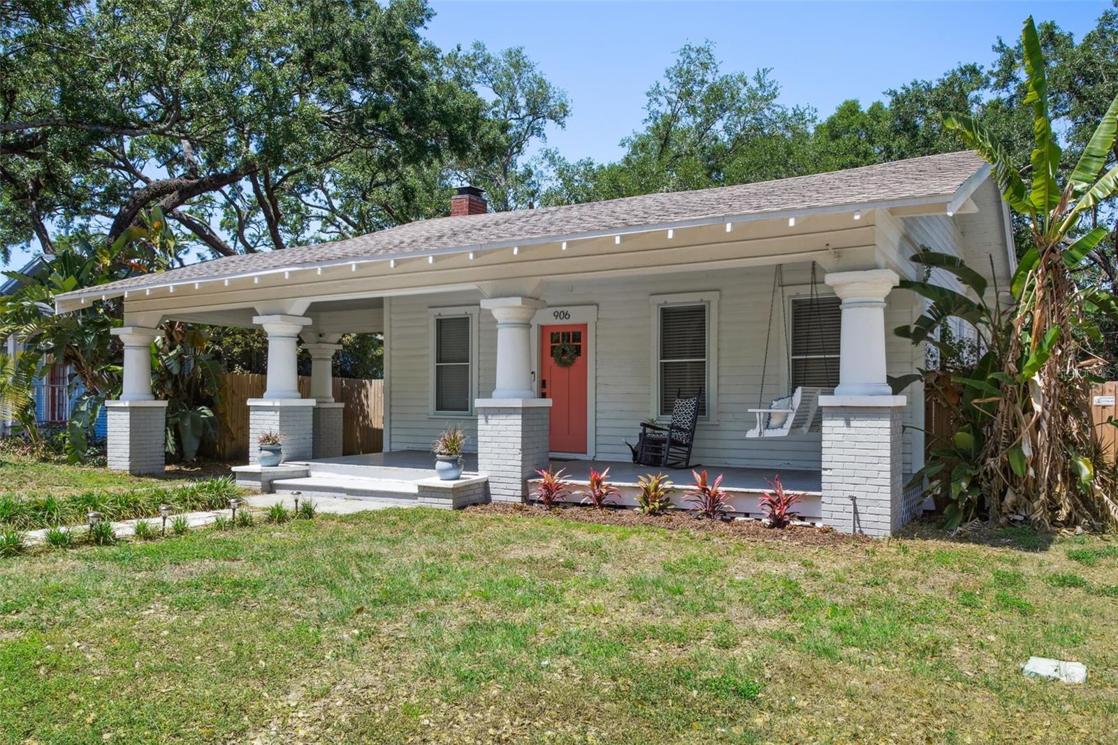 906 E Patterson St Property Photo