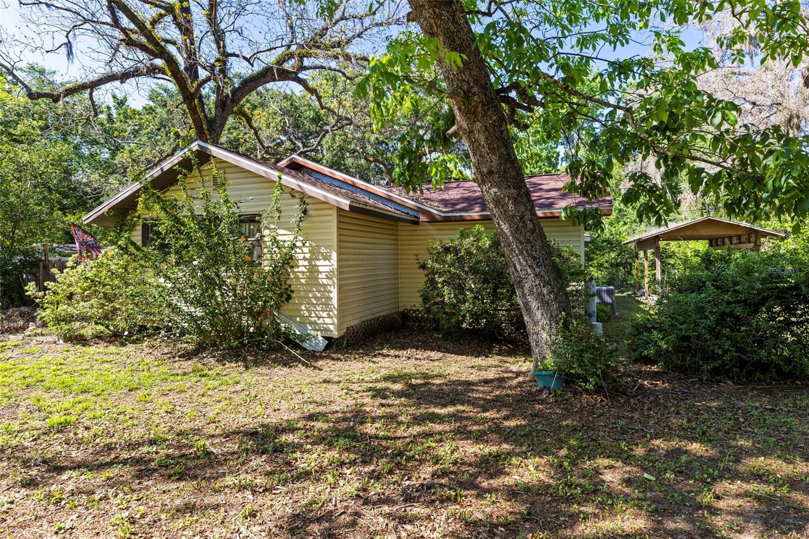 29133 Lawton Dr Property Photo 6