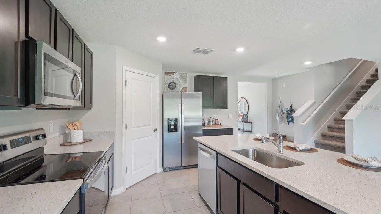 3332 Ivy Hollow Dr Property Photo 4