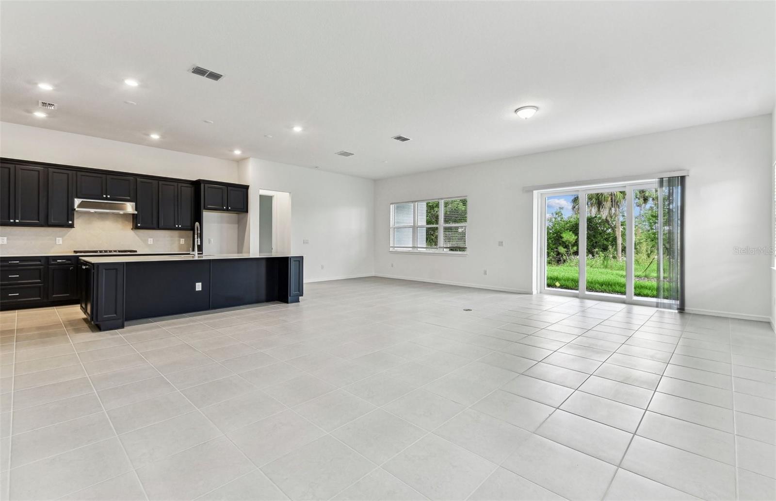 11423 Shoreline Trl Property Photo 7