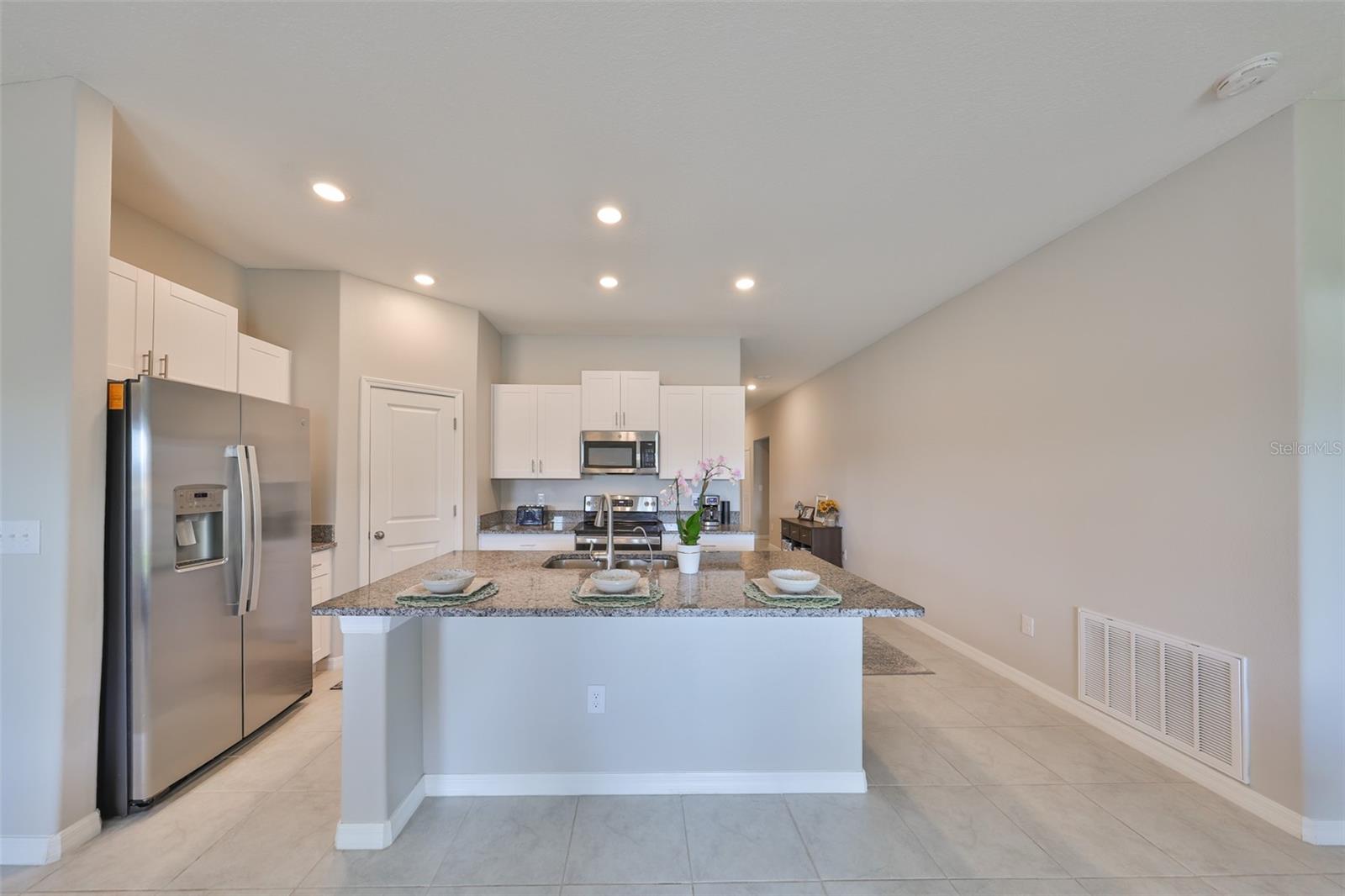 16665 Delia St Property Photo 11