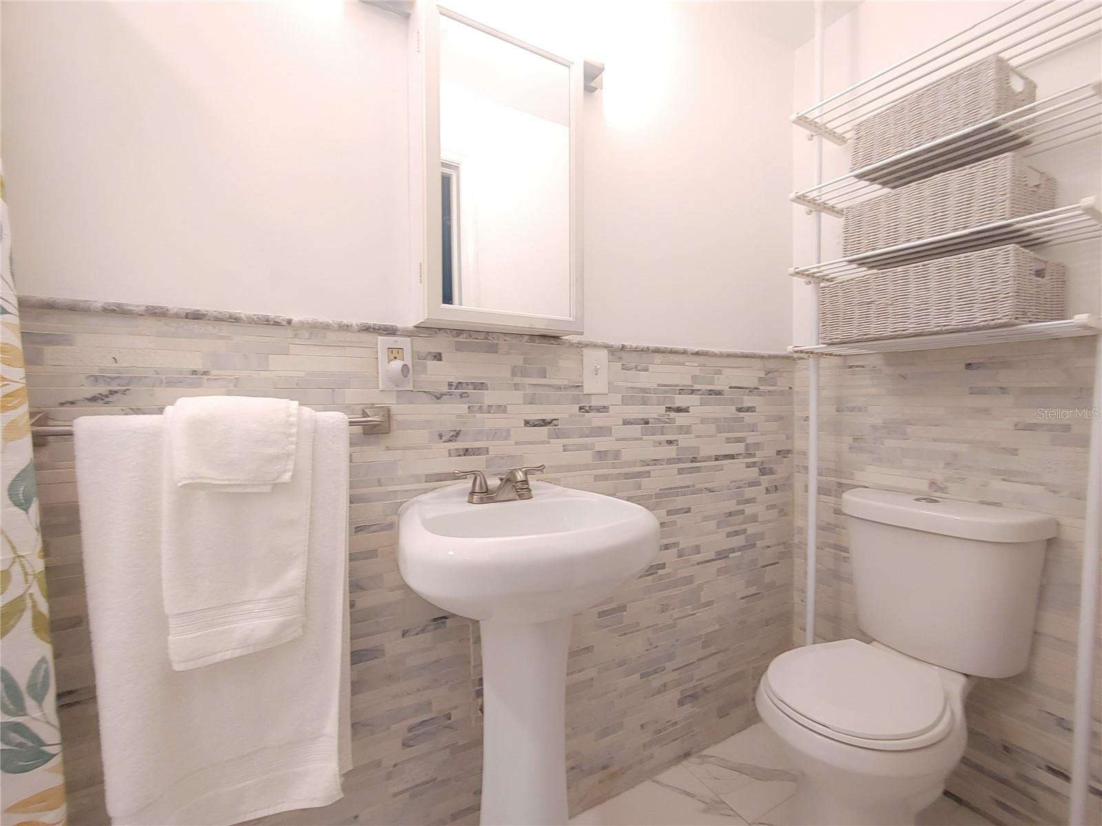 1751 Ashton Abbey Rd Property Photo 22