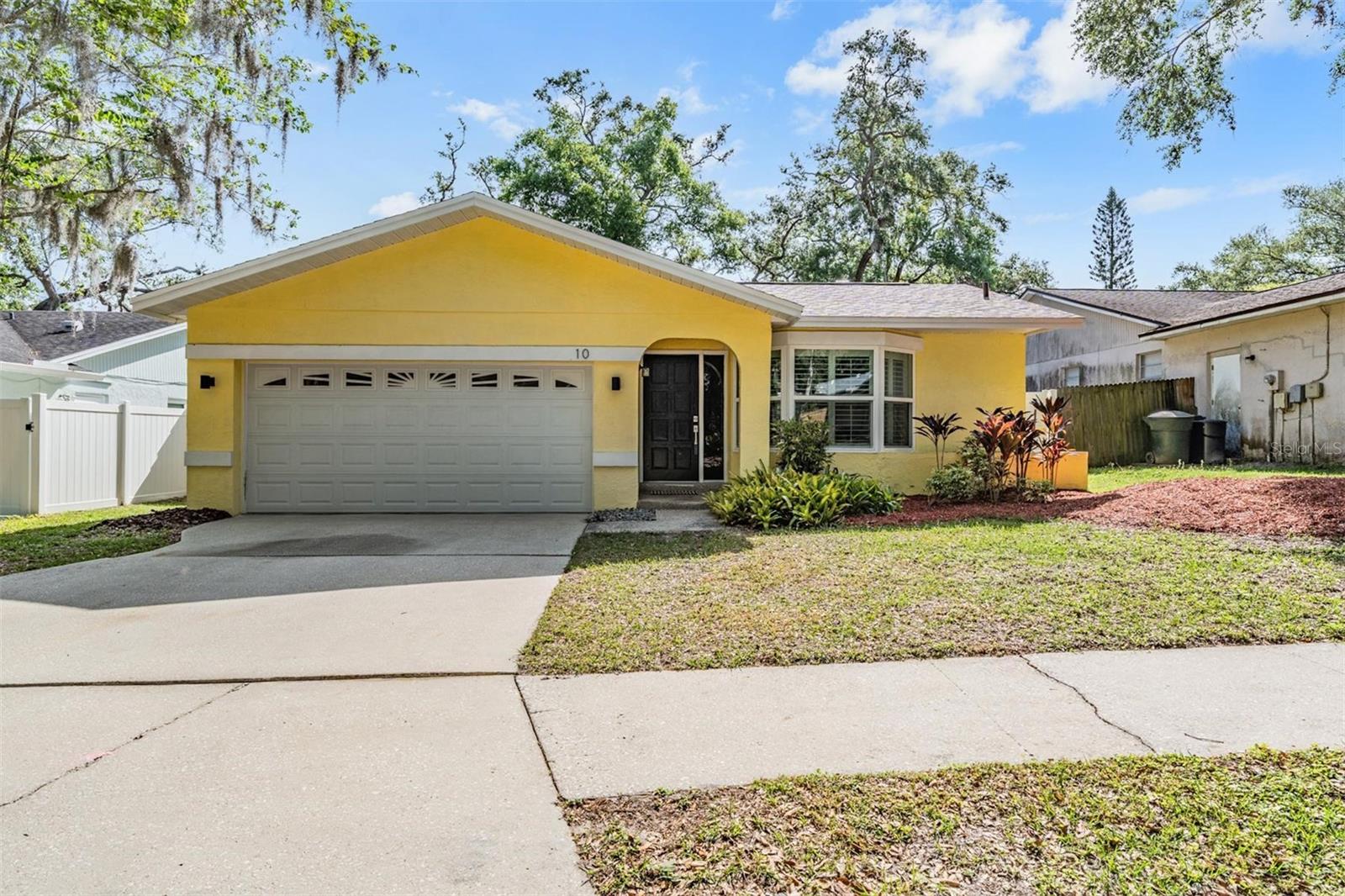 10 Harbor Cove St Property Photo