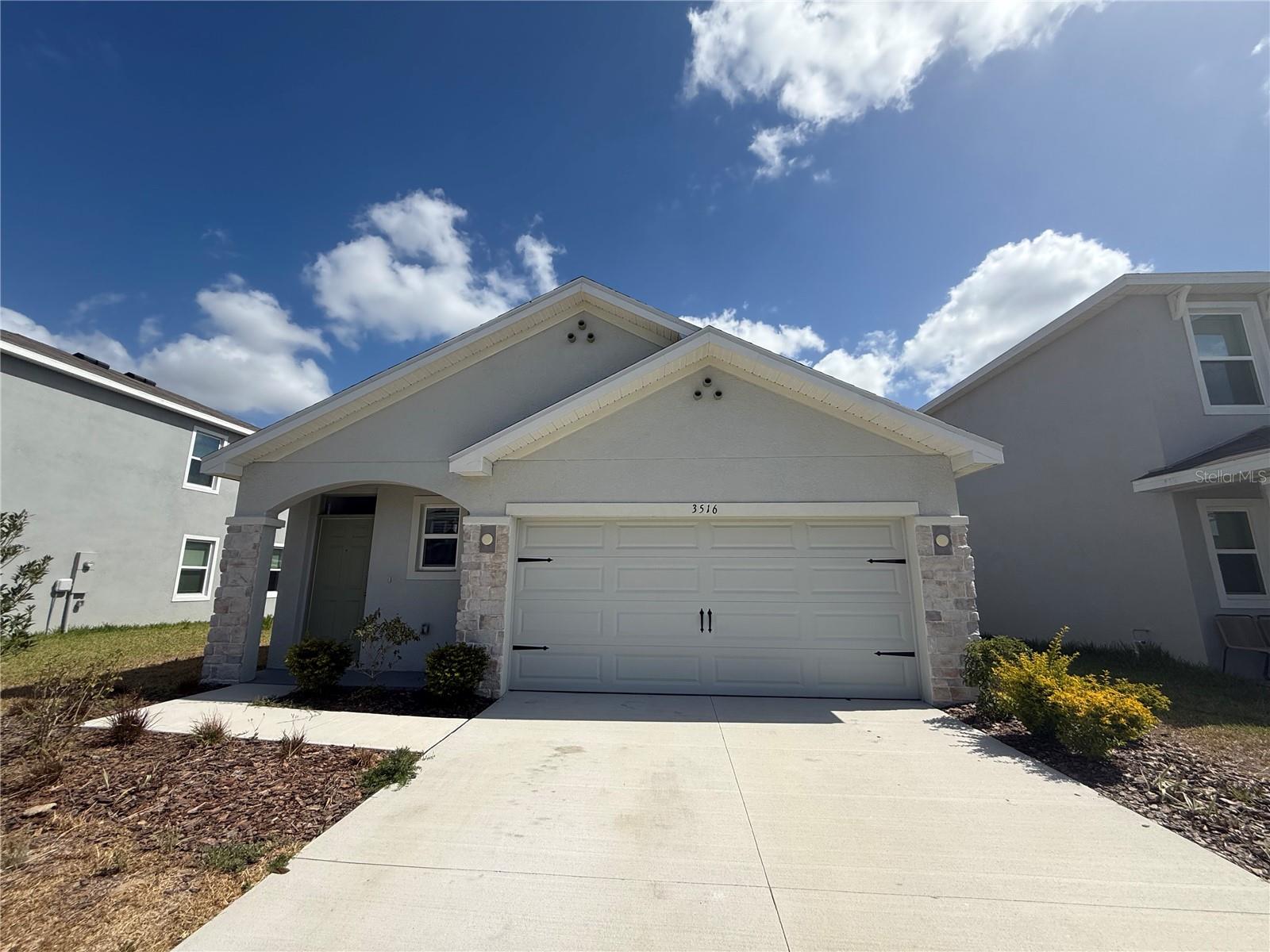 3516 Maple Grove Way Property Photo