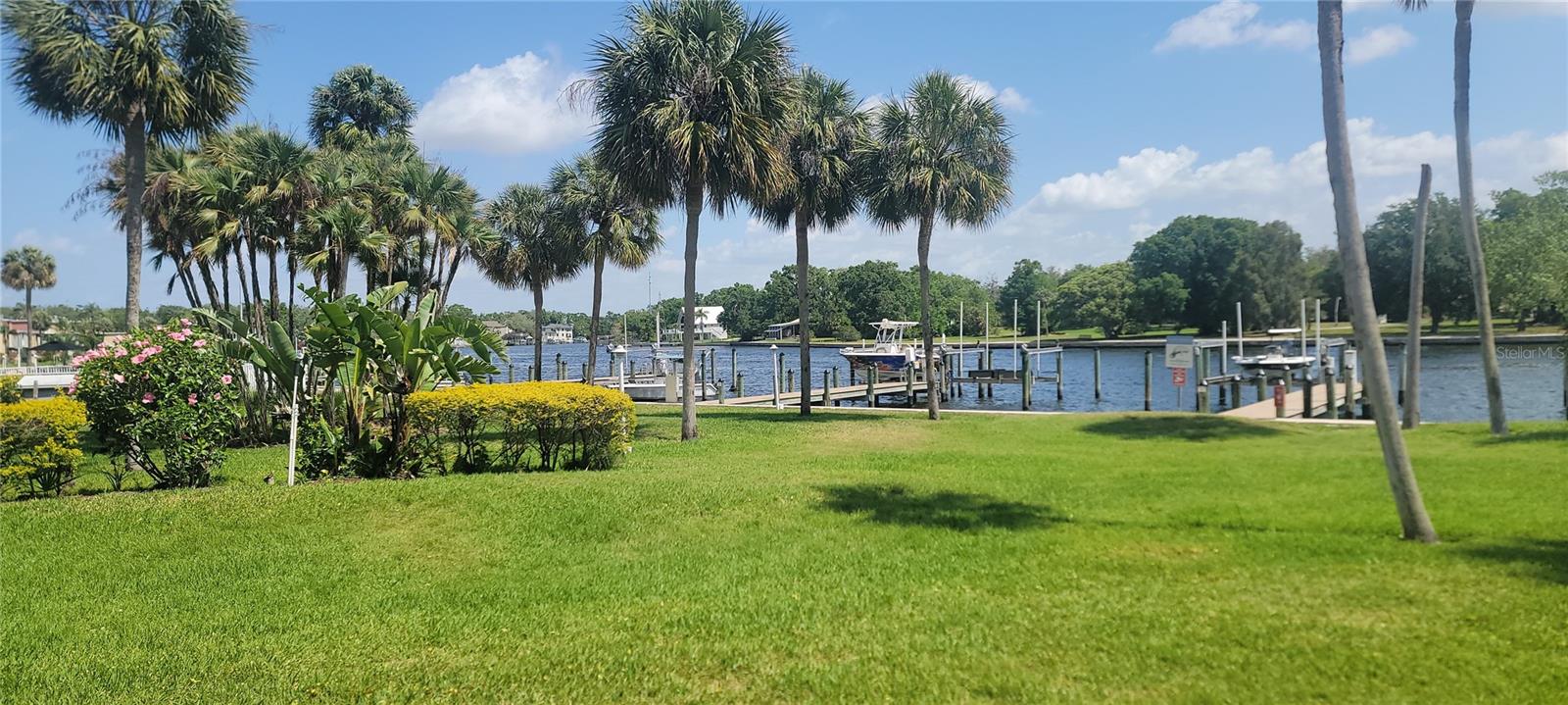 2424 W TAMPA BAY BLVD #A106 Property Photo 1
