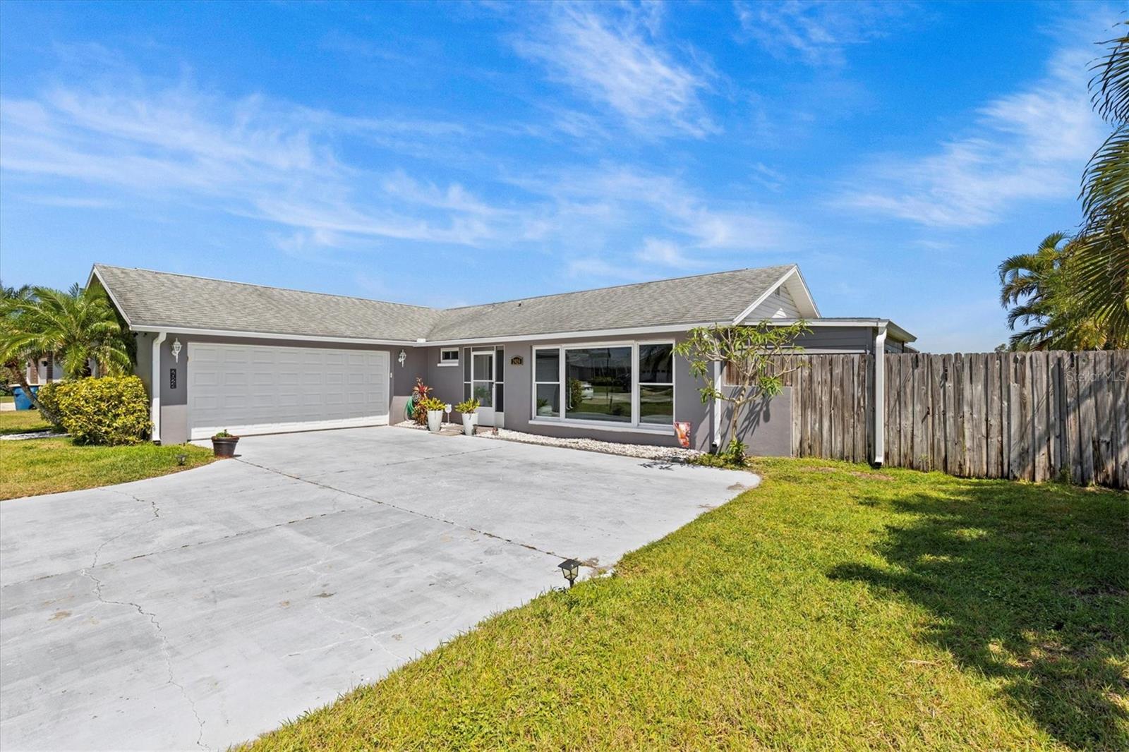 2924 Catherine Dr Property Photo