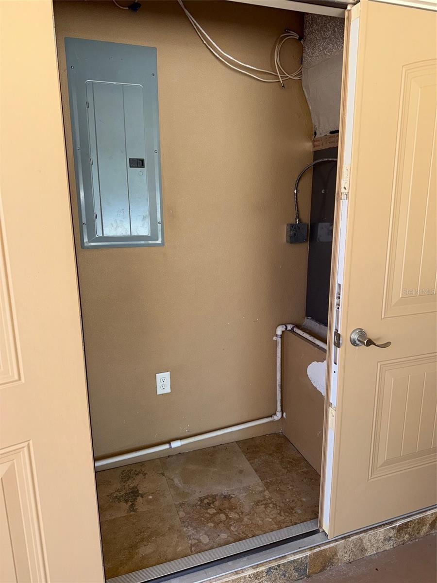 833 Lantana Ave Property Photo 14
