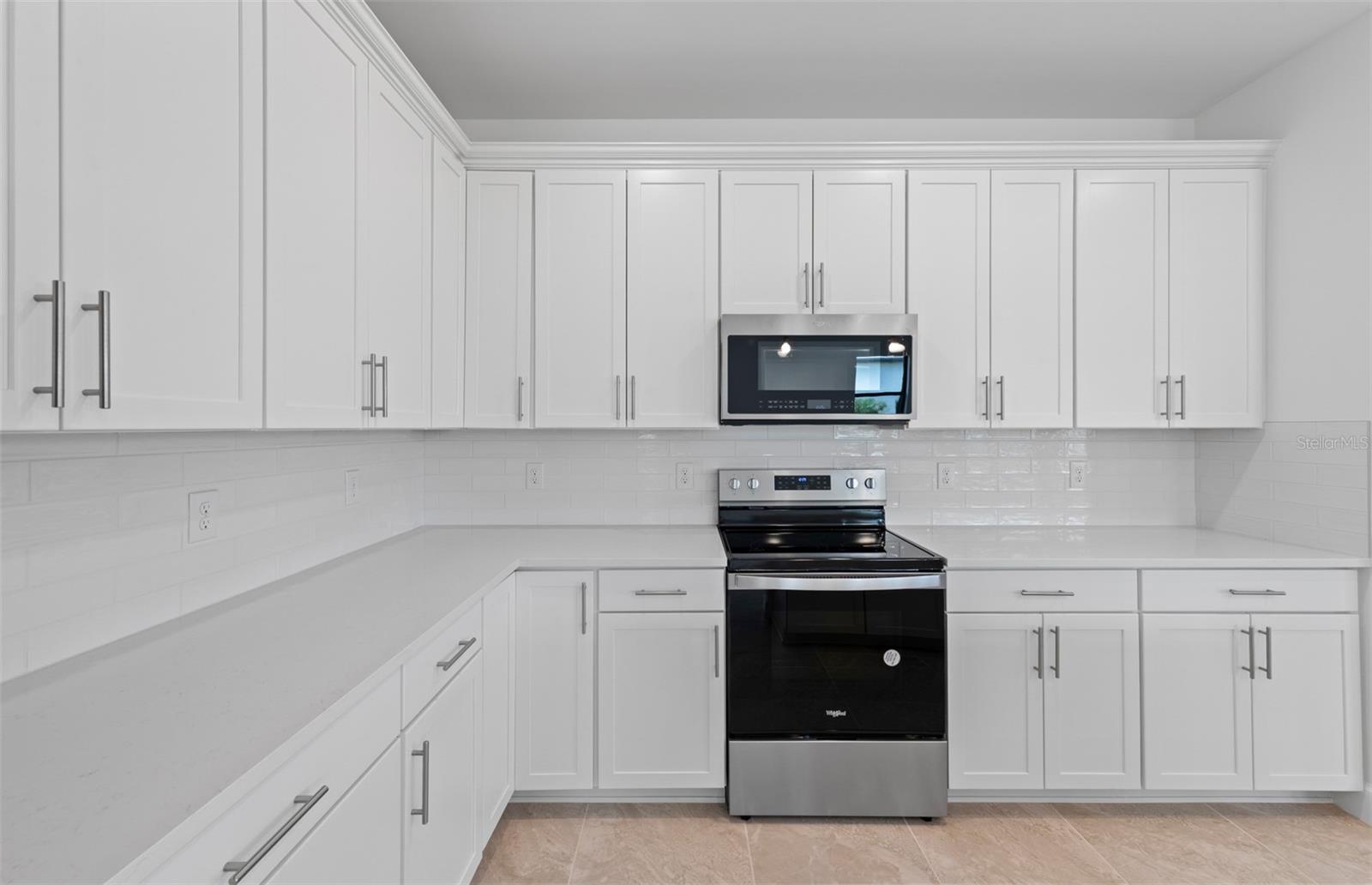 17200 Luminous Ave Property Photo 8