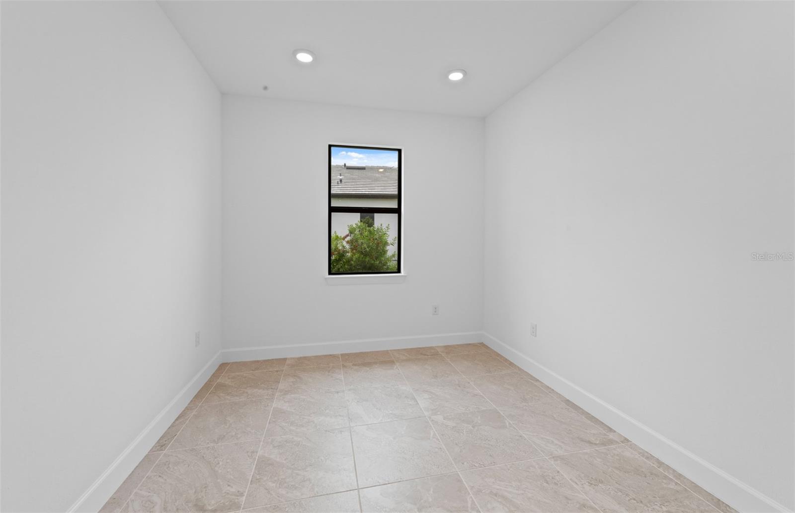 17200 Luminous Ave Property Photo 21