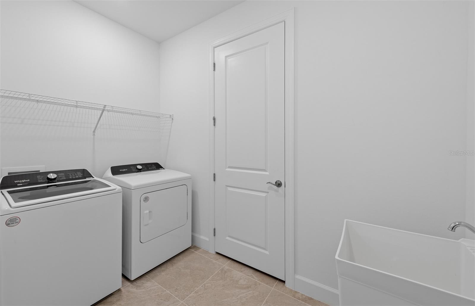 17200 Luminous Ave Property Photo 27