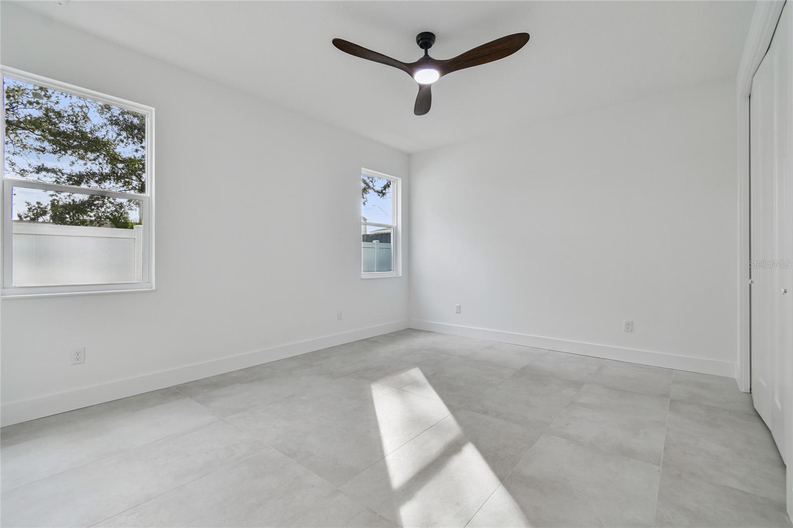 5406 N Pershing Pl Property Photo 29