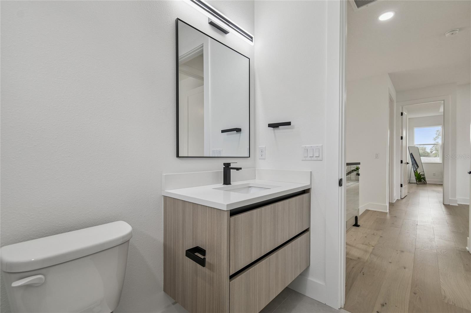 5406 N Pershing Pl Property Photo 43