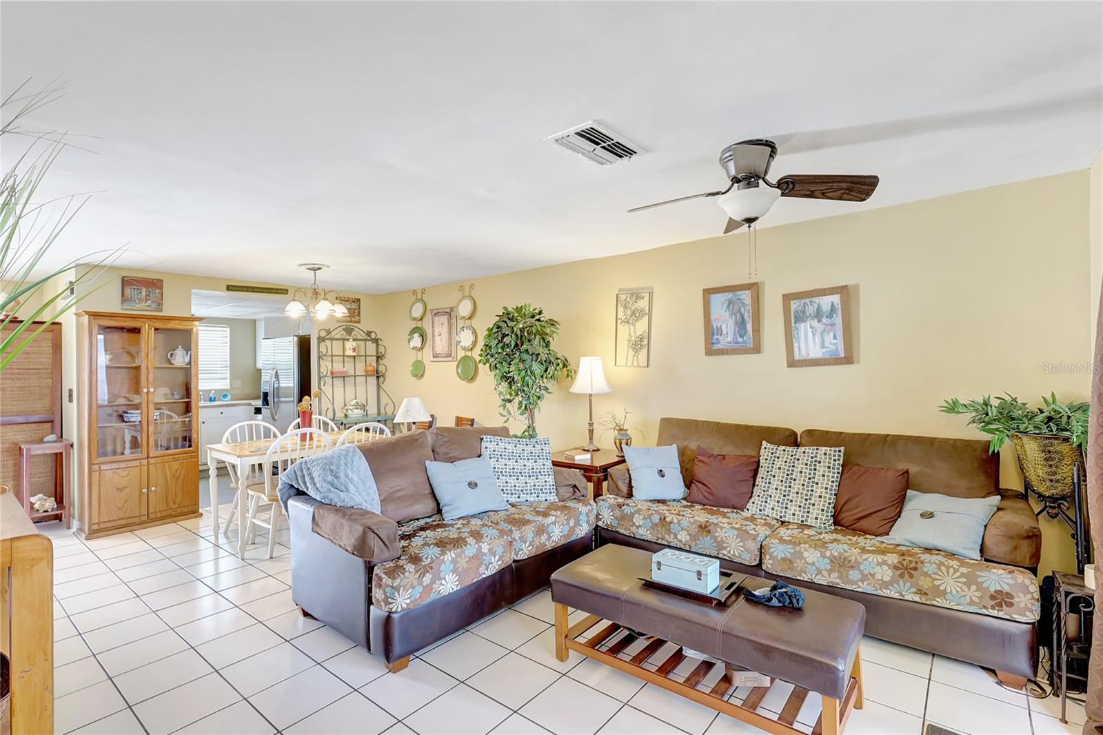 2811 S Pines Dr #15 Property Photo 4