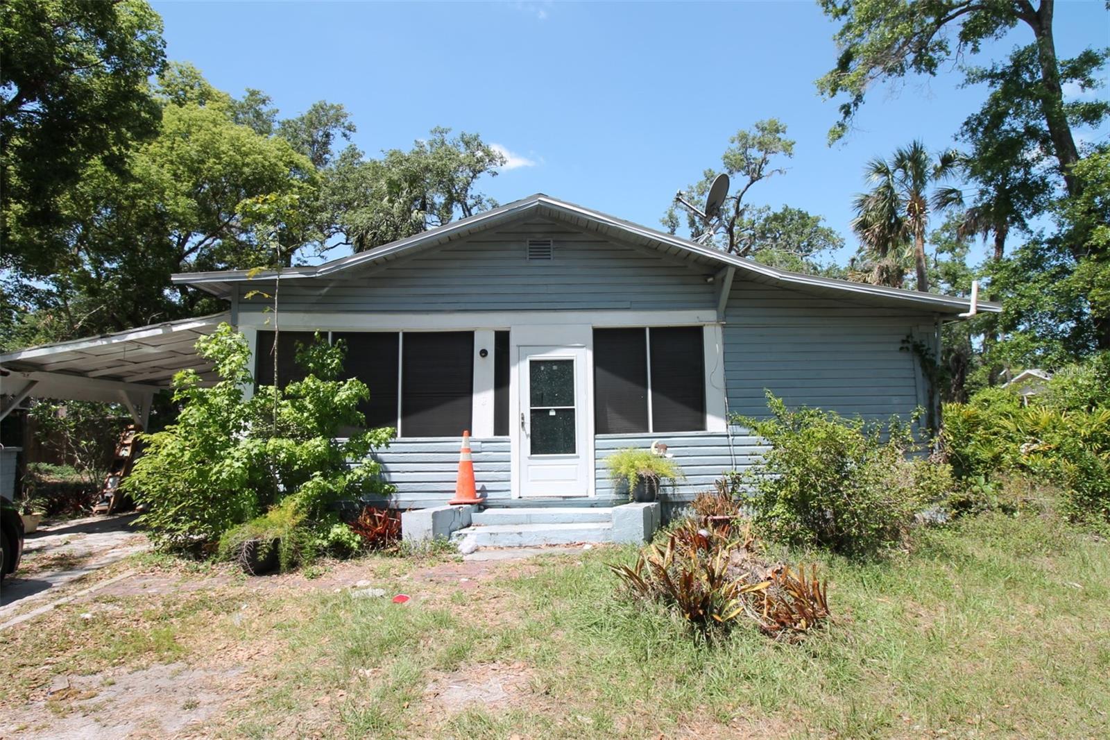 8018 N Mulberry St Property Photo