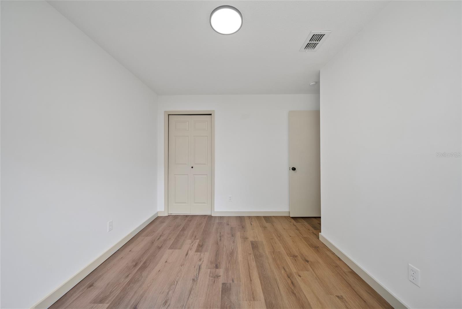 17815 Cranbrook Dr Property Photo 20