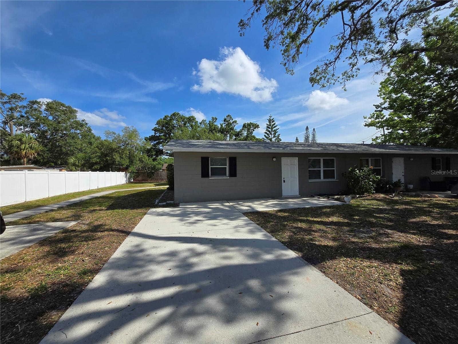 3119 Oaklawn Ave Property Photo