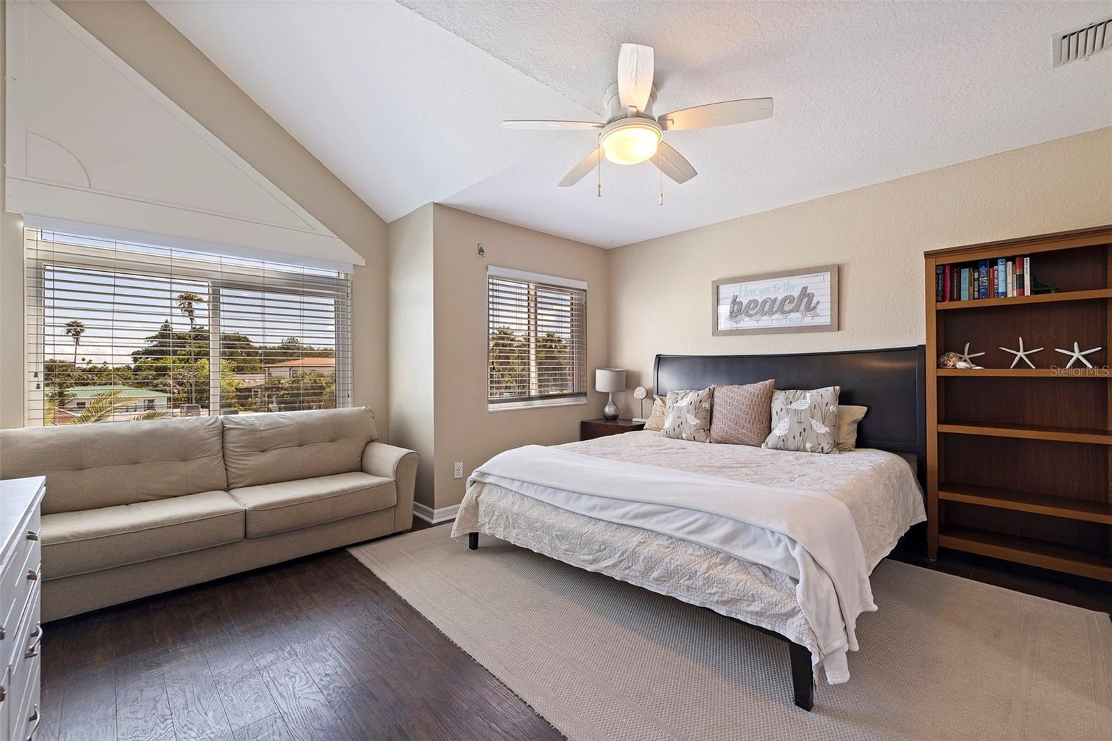 1206 Gulf Blvd #c Property Photo 34