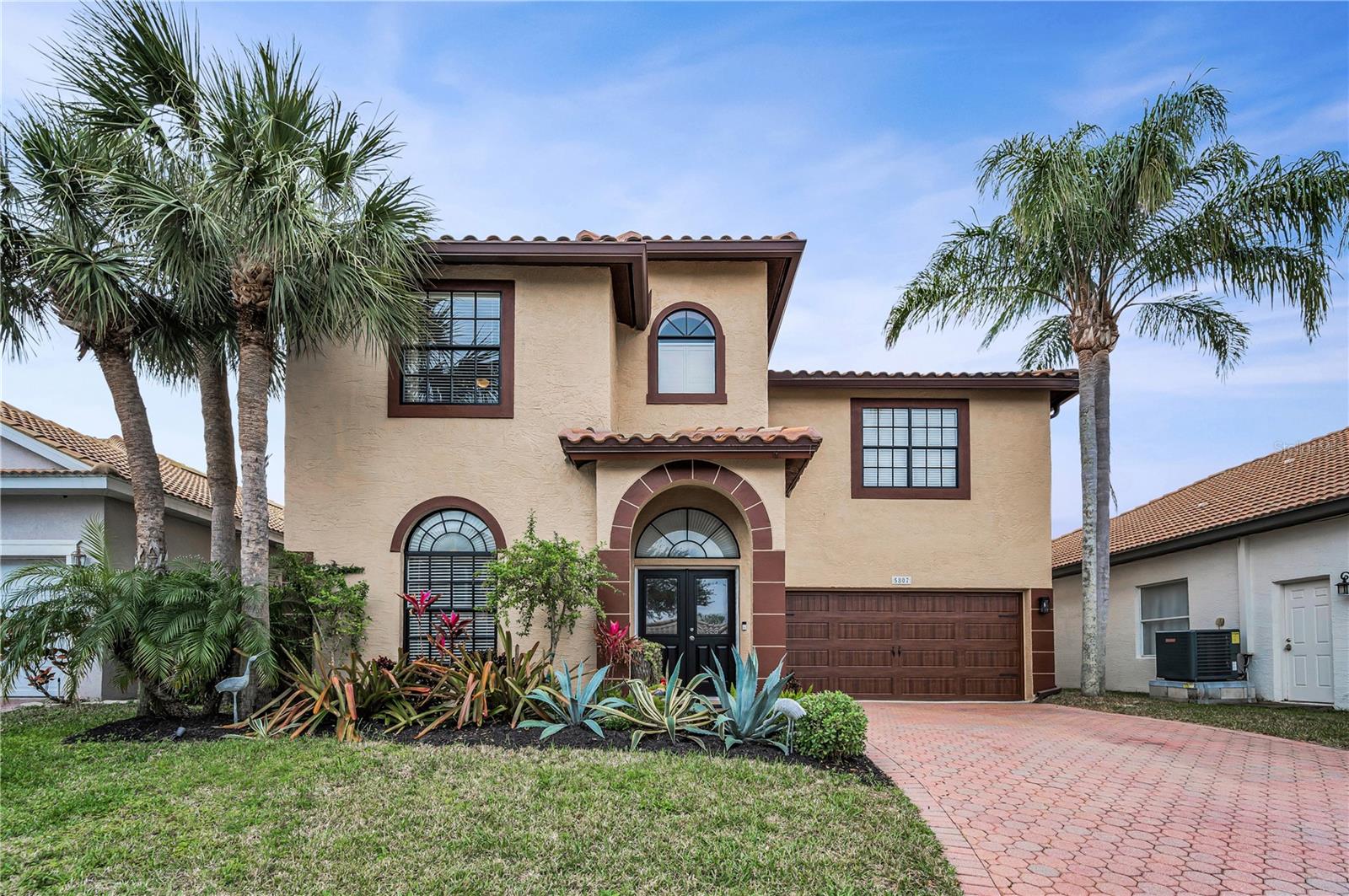 5807 Cay Cove Ct Property Photo