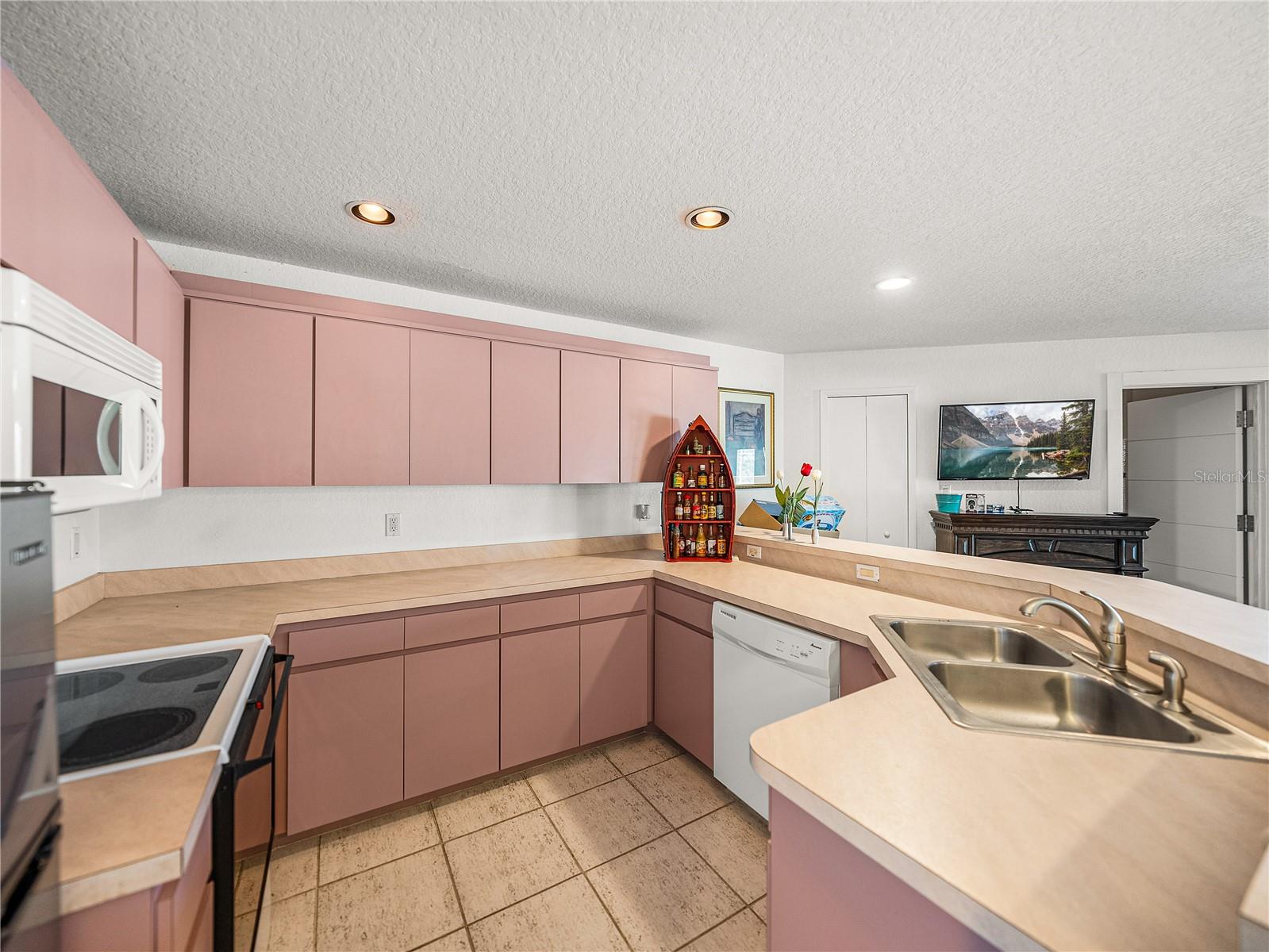 3484 Shore Dr Property Photo 50