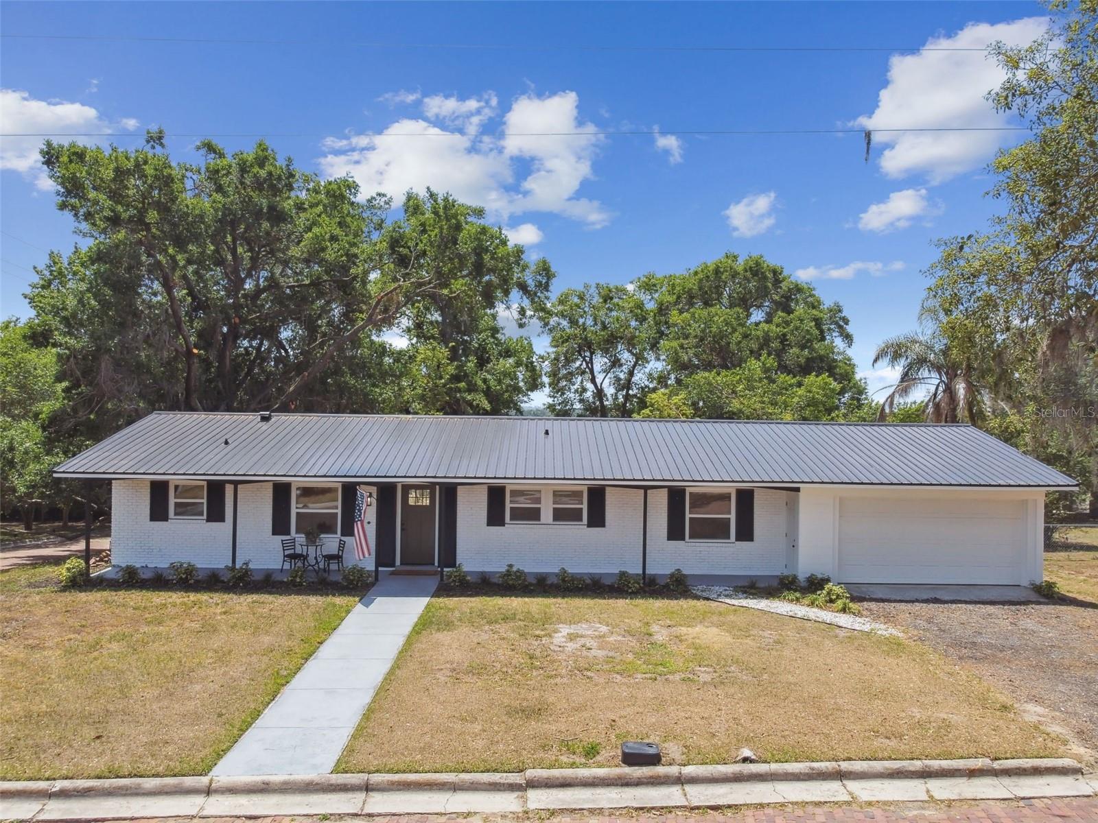 36846 Jefferson Ave Property Photo