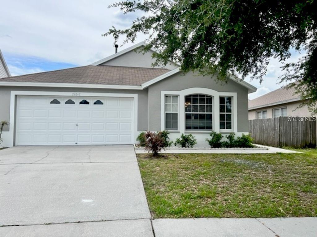 24842 Siena Dr Property Photo