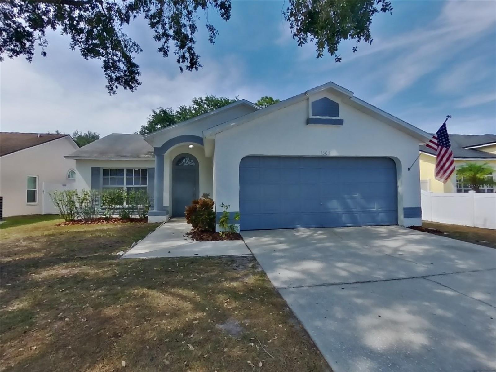 1304 Sugar Maple Ln Property Photo