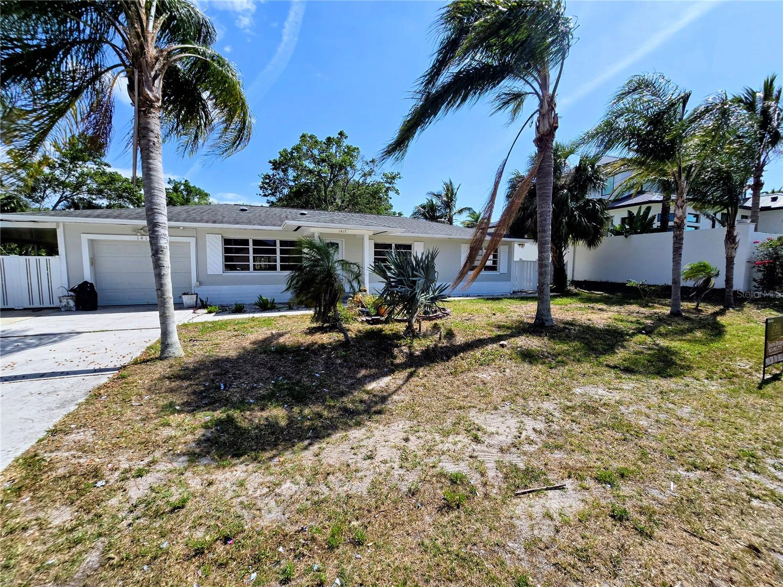 1417 W Curlew Pl Property Photo 1