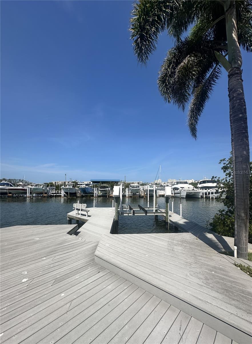 1311 Sea Gull Dr S Property Photo 9