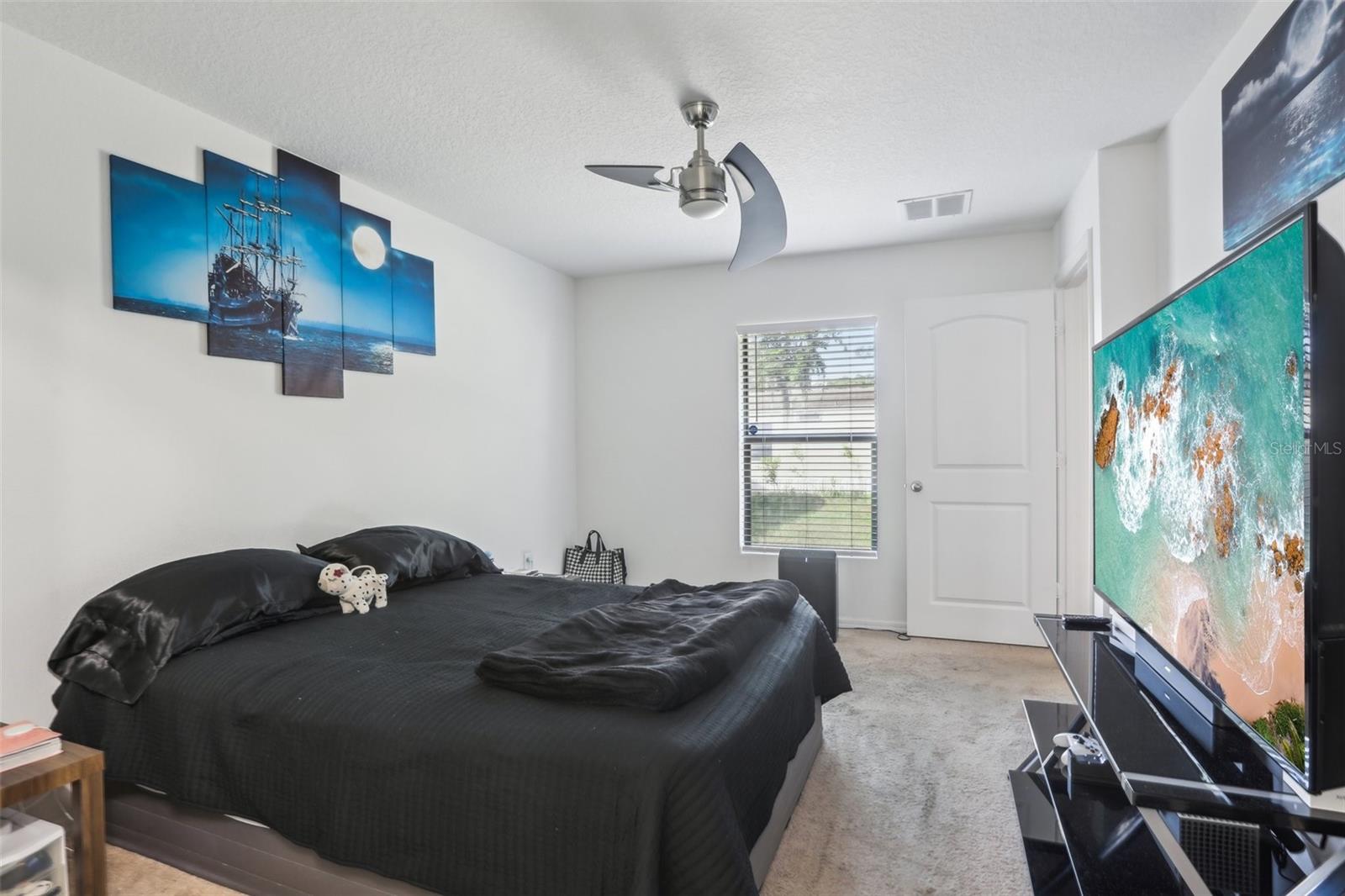 26377 Bertram Rd Property Photo 4