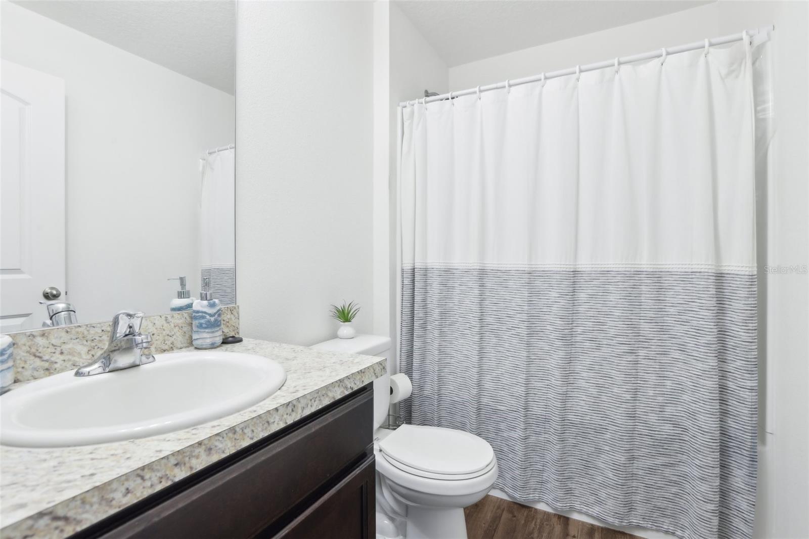 26377 Bertram Rd Property Photo 5