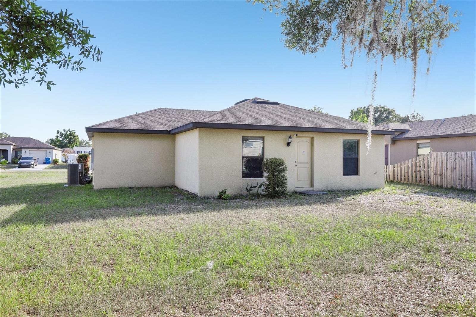 26377 Bertram Rd Property Photo 25