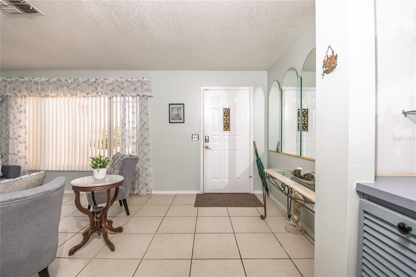 7812 Turnbridge Dr Property Photo 4