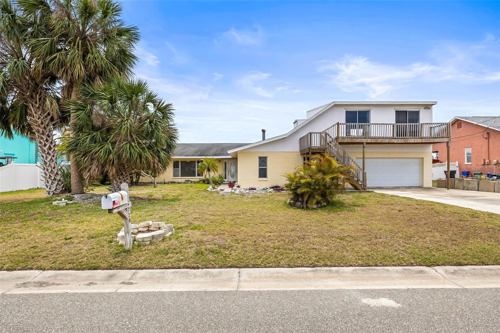 Apollo Beach Unit Two Real Estate Listings Main Image