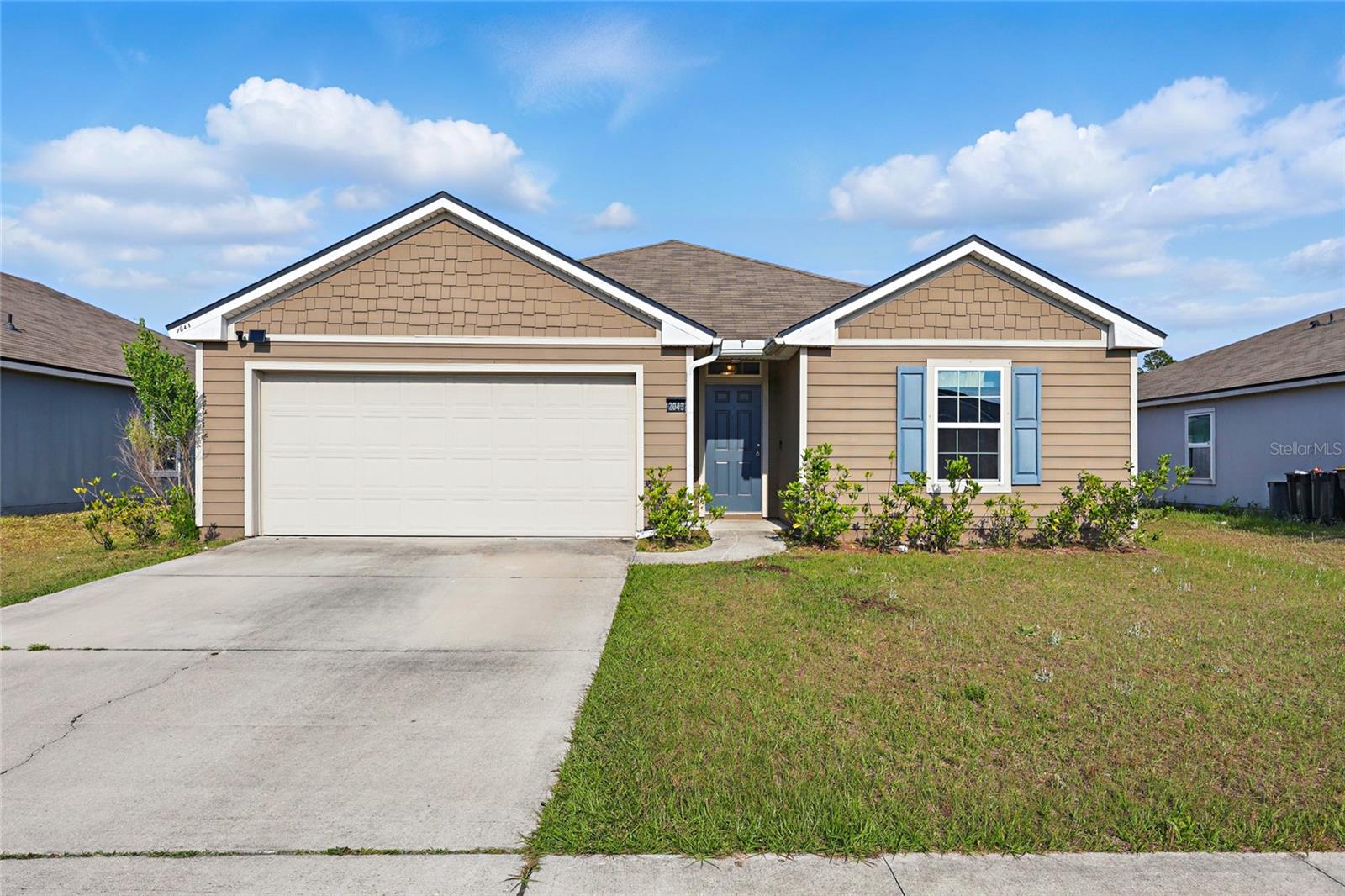 2043 Tyson Lake Dr Property Photo
