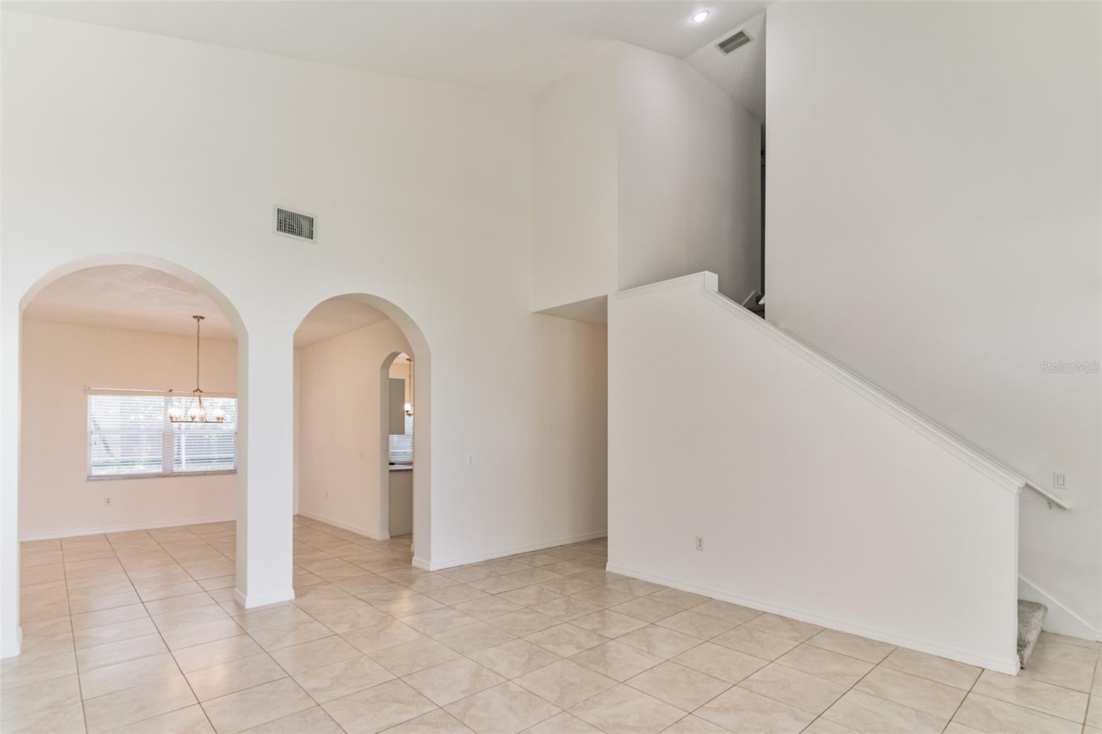 2433 Huron Cir Property Photo 5