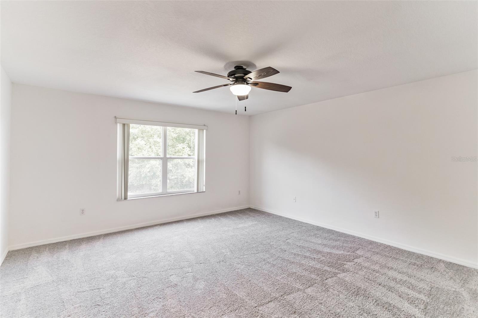 2433 Huron Cir Property Photo 22