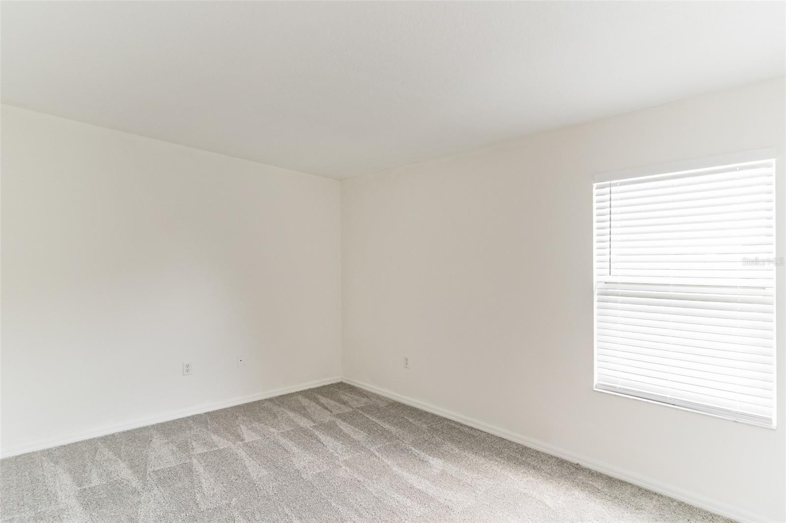 2433 Huron Cir Property Photo 24