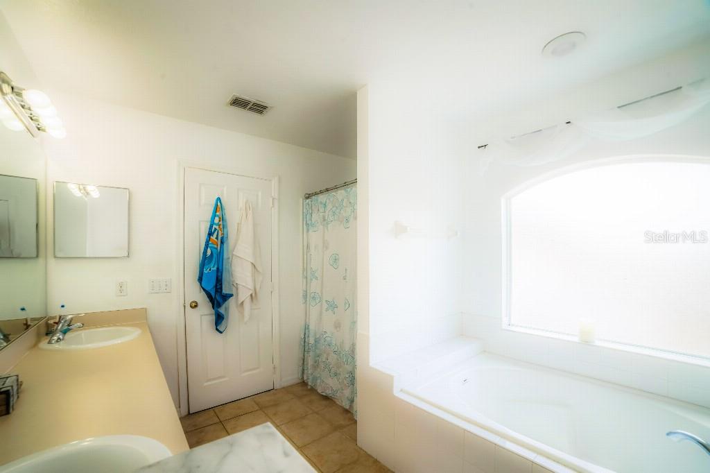 1142 Mariner Cay Dr Property Photo 33