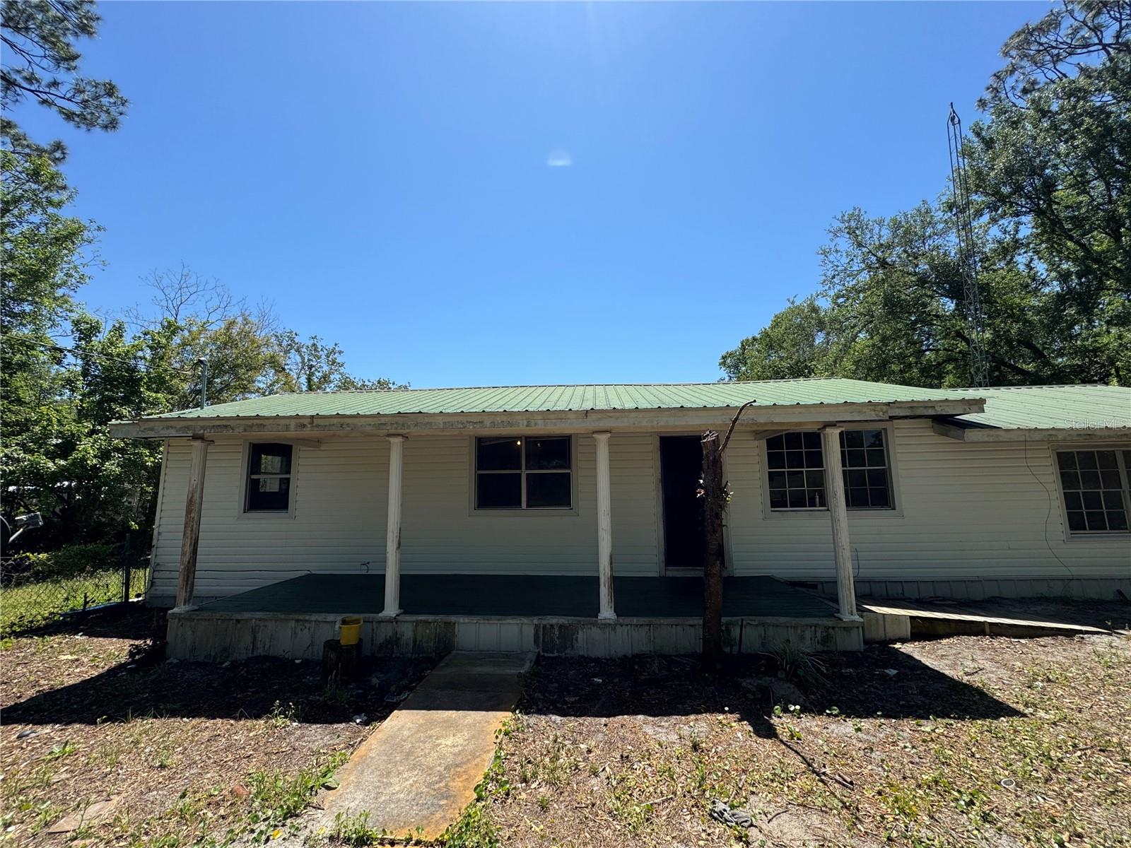 15130 N 104th St Property Photo