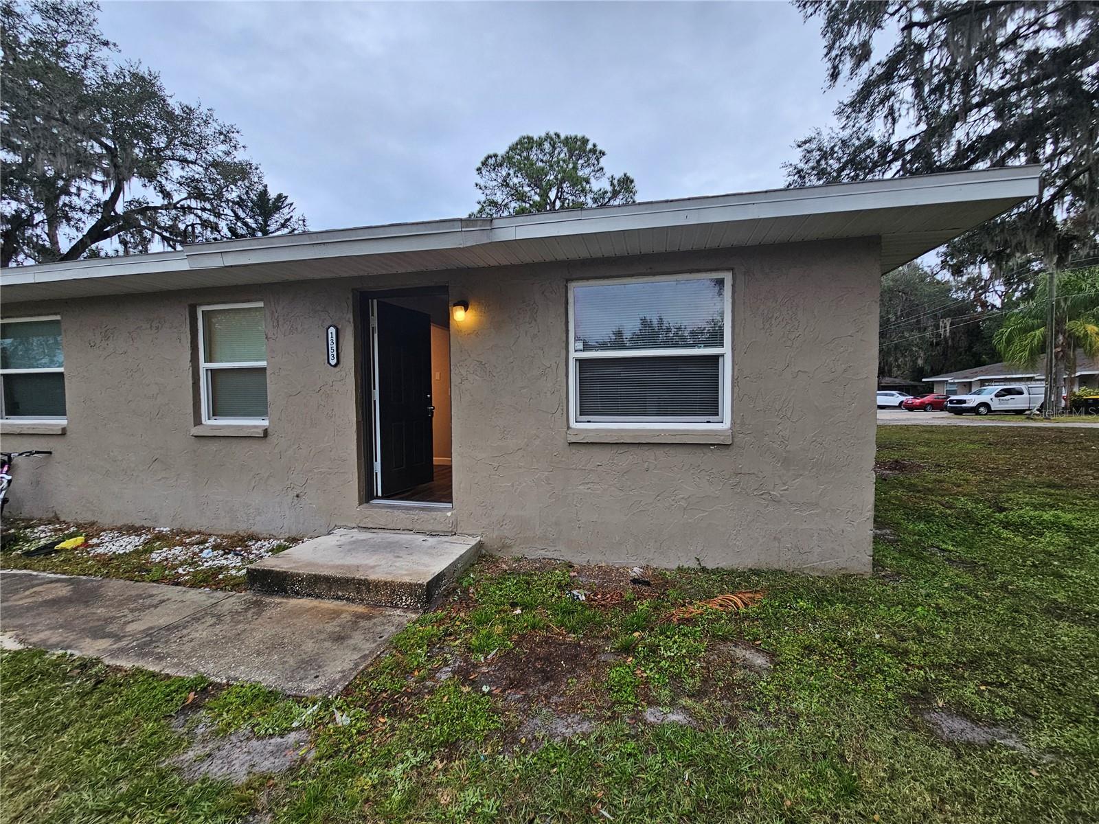 1353 Penny Royal Ct Property Photo