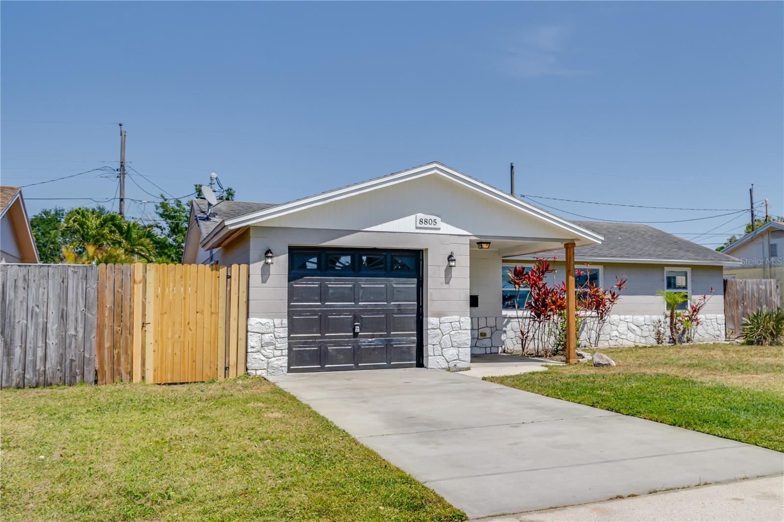 Florida Real Estate Listings Main Image