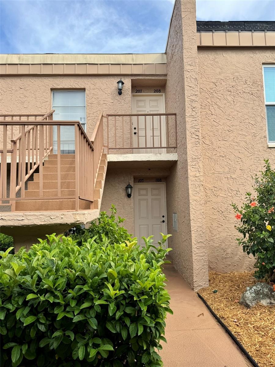 225 Country Club Dr #a207 Property Photo