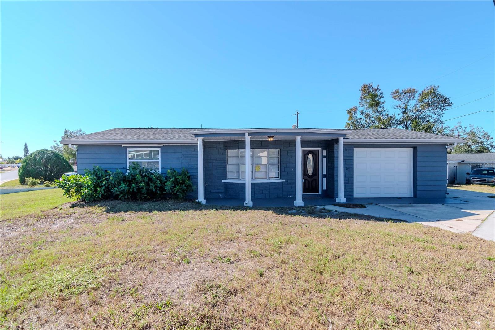 3445 Briar Cliff Dr Property Photo