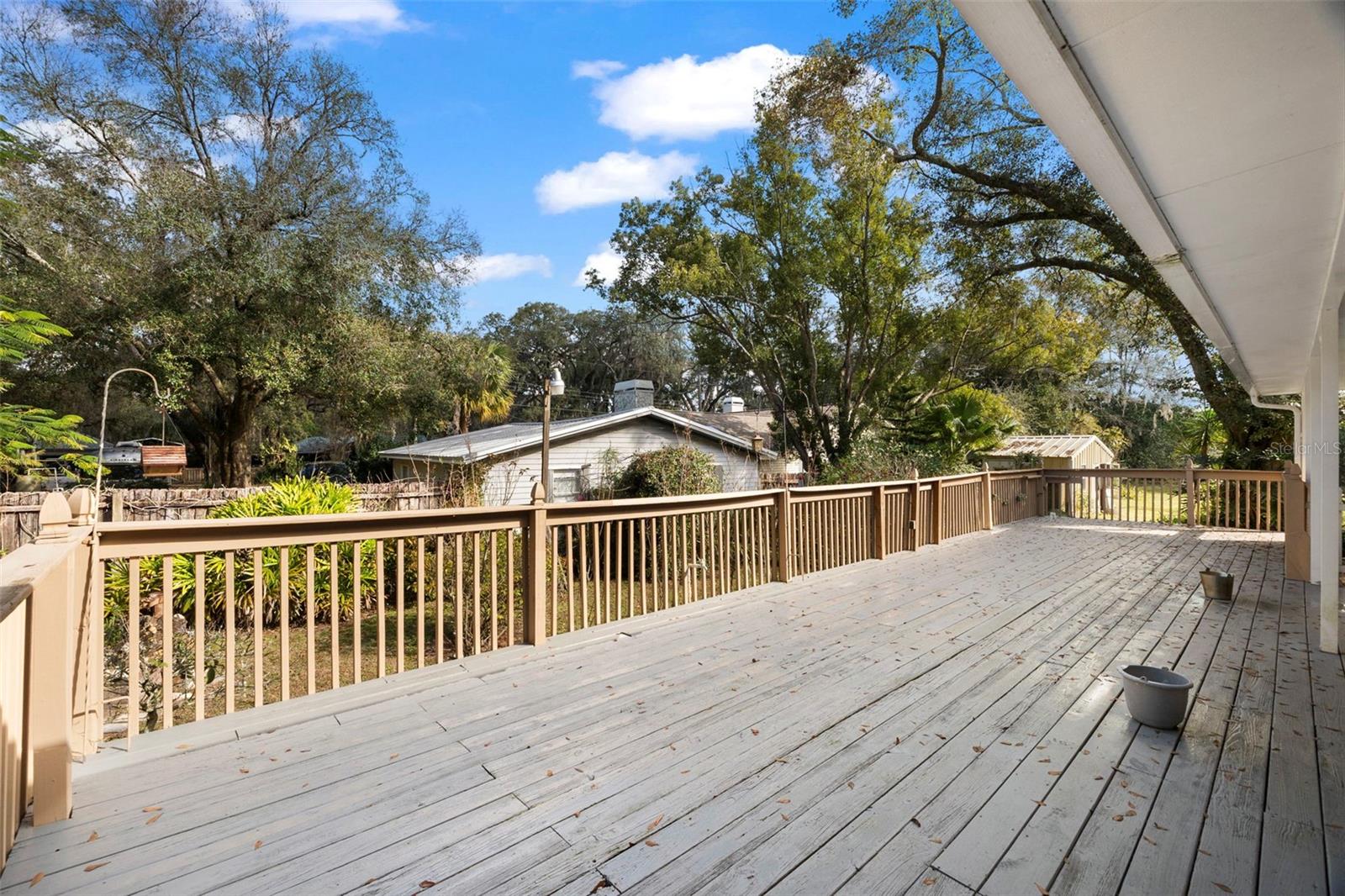 13015 Elm St Property Photo 21