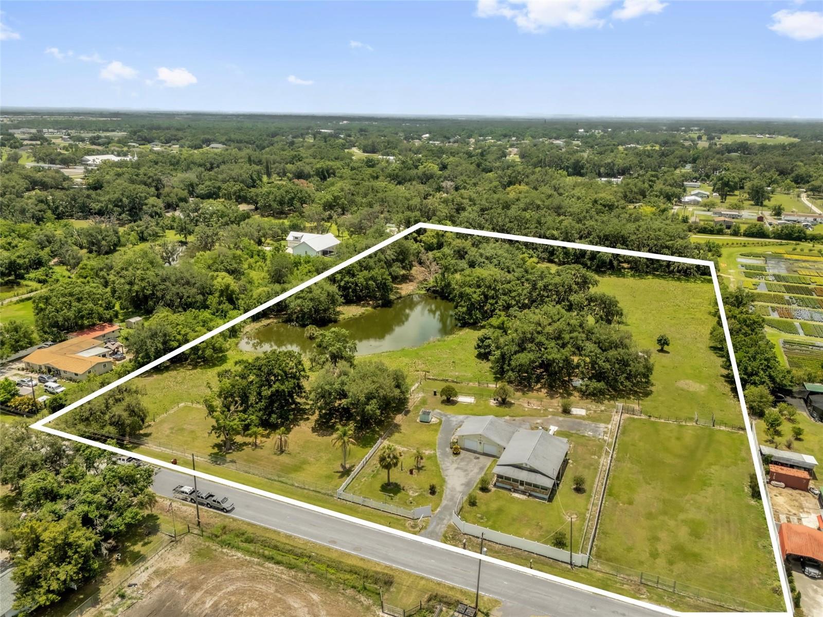 3101 Medulla Rd Property Photo 1